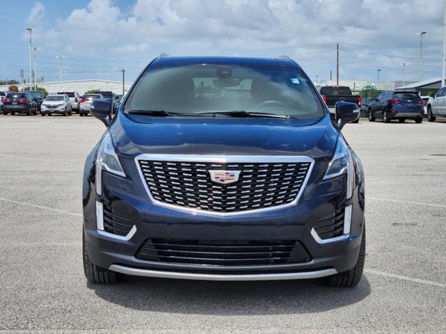 2021 Cadillac XT5 FWD Premium Luxury 2