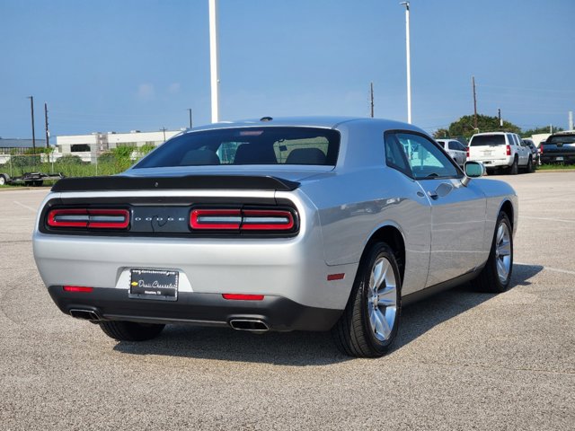 2023 Dodge Challenger SXT 5