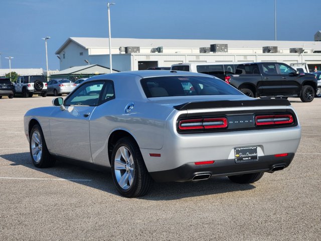 2023 Dodge Challenger SXT 7