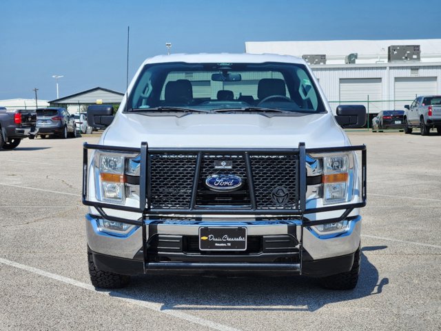 2022 Ford F-150 XLT 2