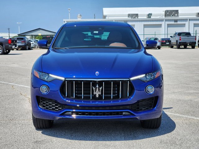 2021 Maserati Levante Base 2