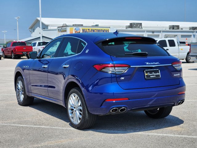 2021 Maserati Levante Base 6