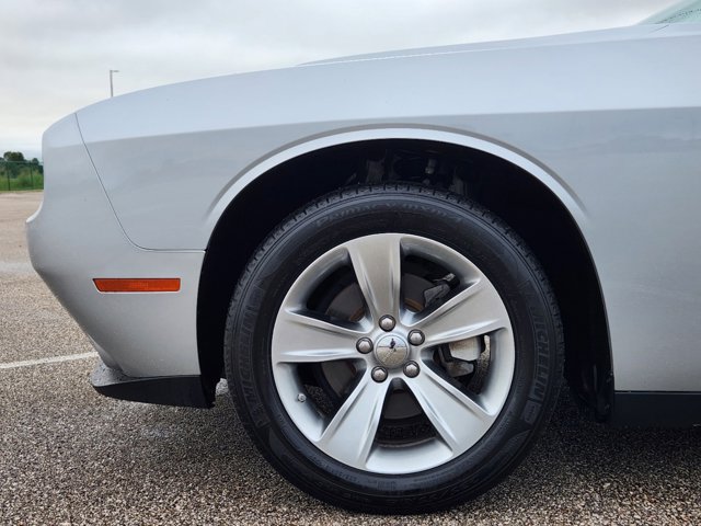 2022 Dodge Challenger SXT 8