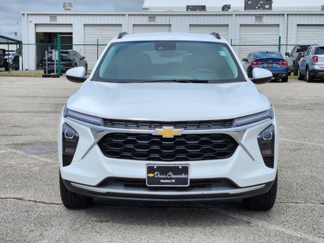 2024 Chevrolet Trax LT 2