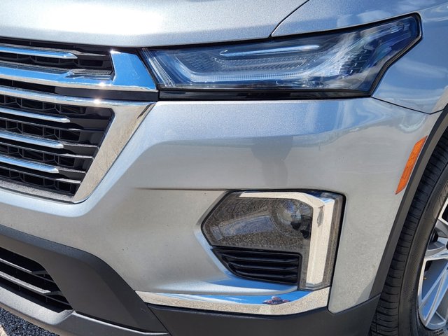 2023 Chevrolet Traverse LT Cloth 9