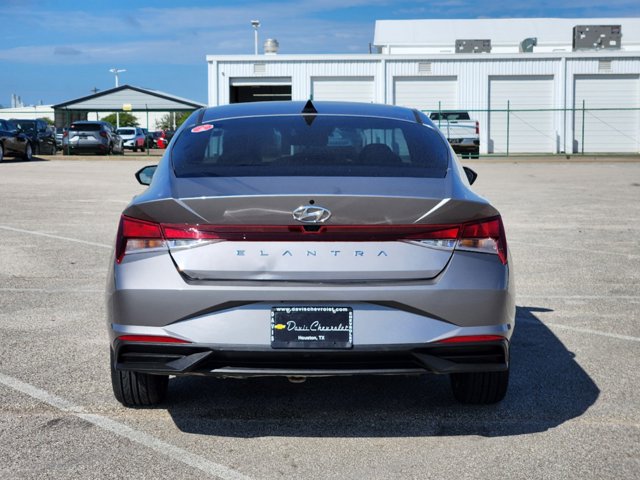 2023 Hyundai Elantra SEL 6