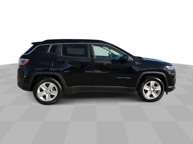 2022 Jeep Compass Latitude 9