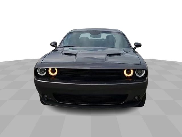 2022 Dodge Challenger SXT 3