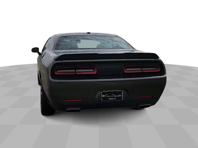 2022 Dodge Challenger SXT 7