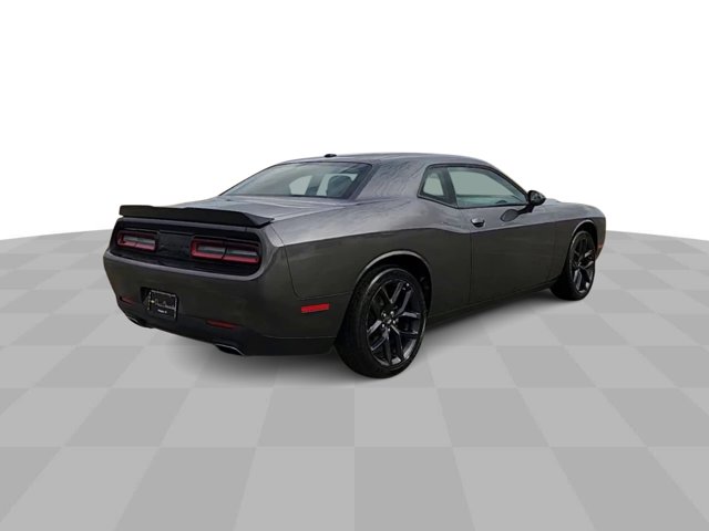 2022 Dodge Challenger SXT 8