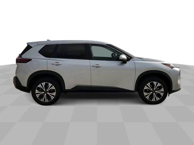 2023 Nissan Rogue SV 9