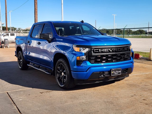 2022 Chevrolet Silverado 1500 Custom 3