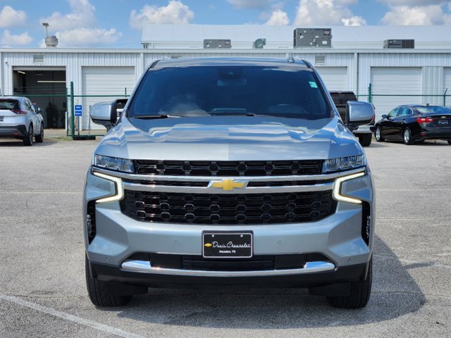 2024 Chevrolet Suburban LS 2