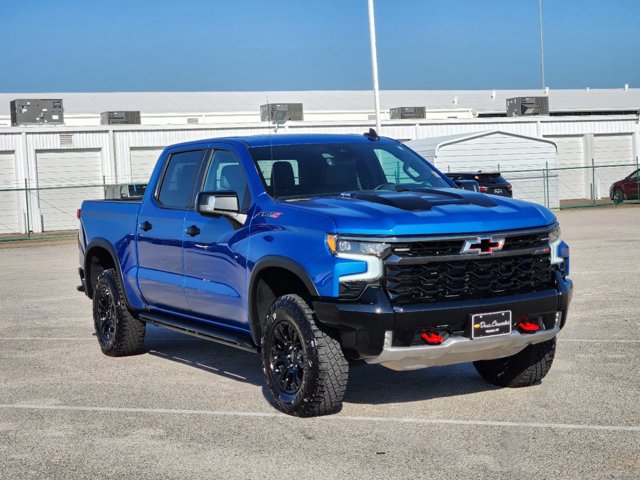 2024 Chevrolet Silverado 1500 ZR2 3