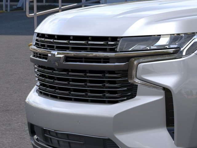 2024 Chevrolet Suburban RST 13