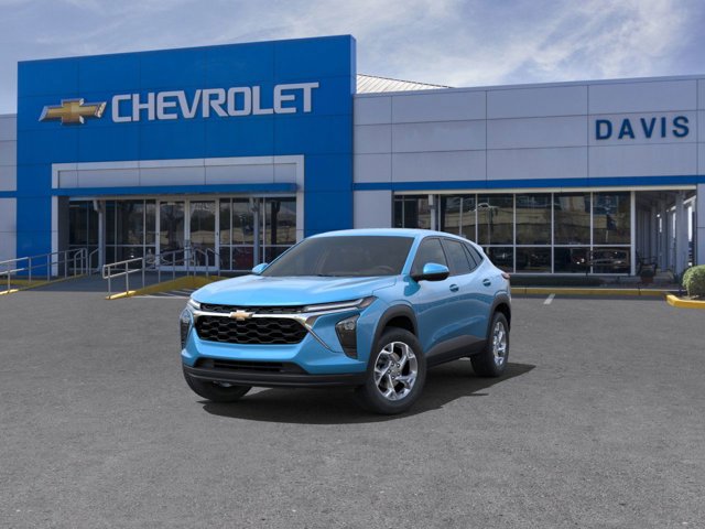 2025 Chevrolet Trax LS 8