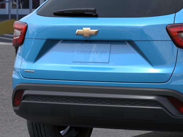 2025 Chevrolet Trax LS 14