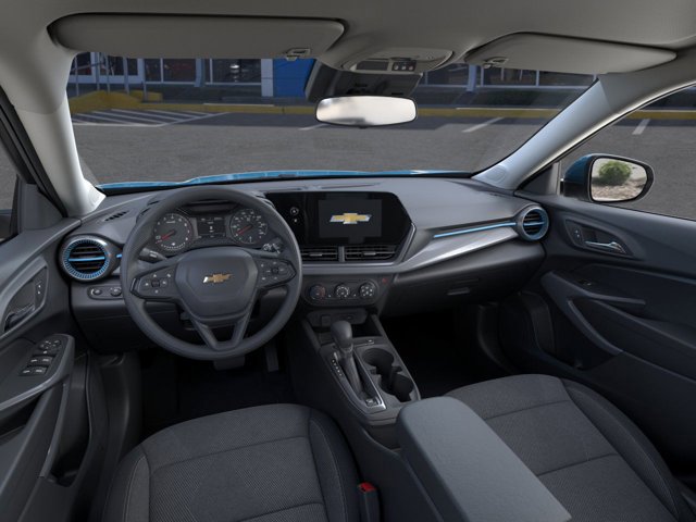 2025 Chevrolet Trax LS 15