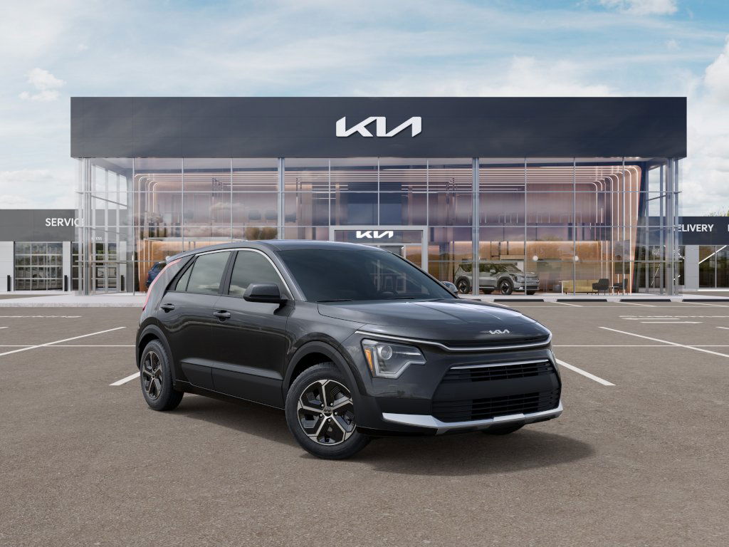 2025 Kia Niro LX 8