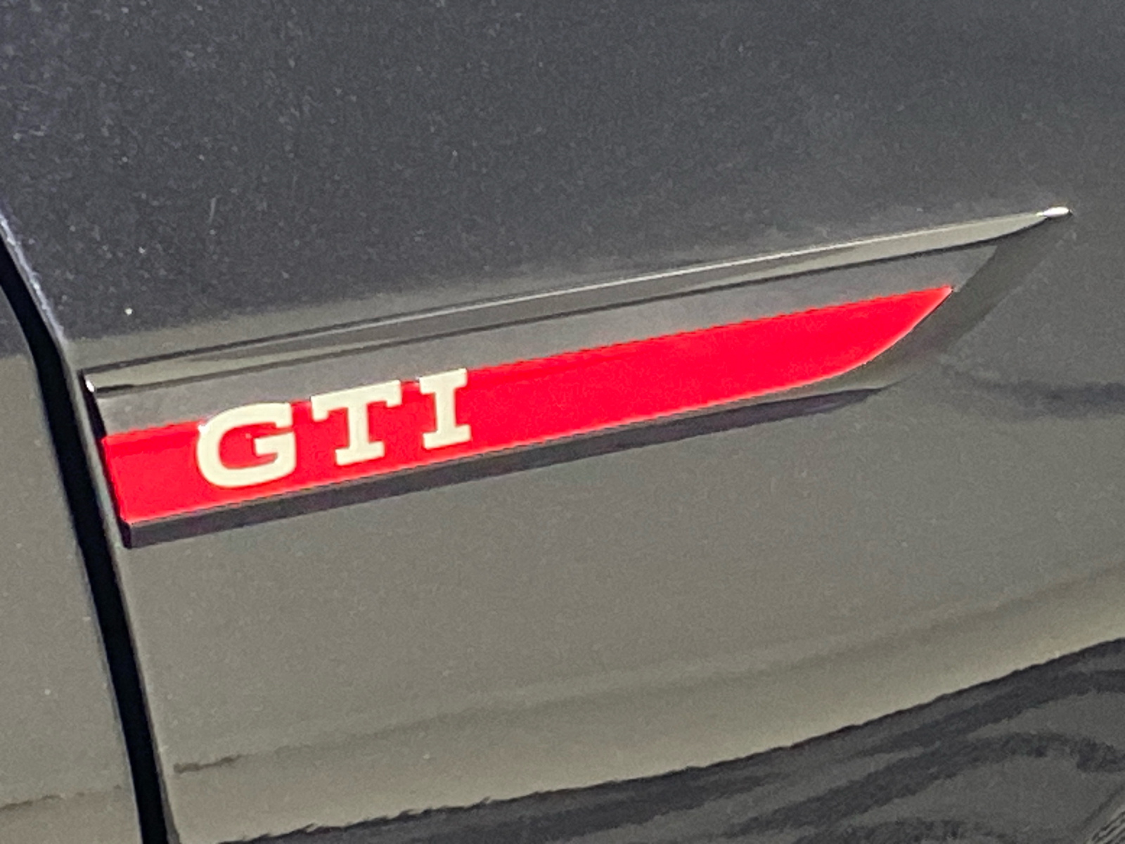 2024 Volkswagen Golf GTI SE 12