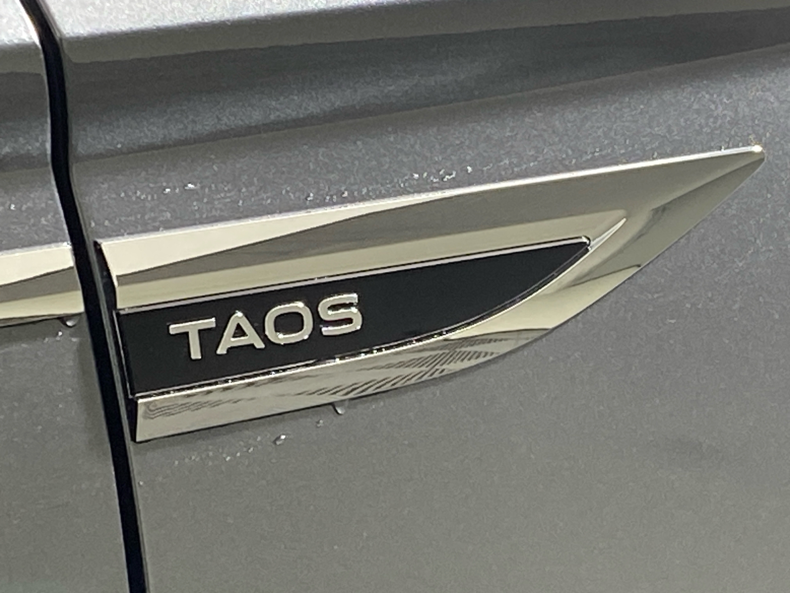 2024 Volkswagen Taos 1.5T S 12