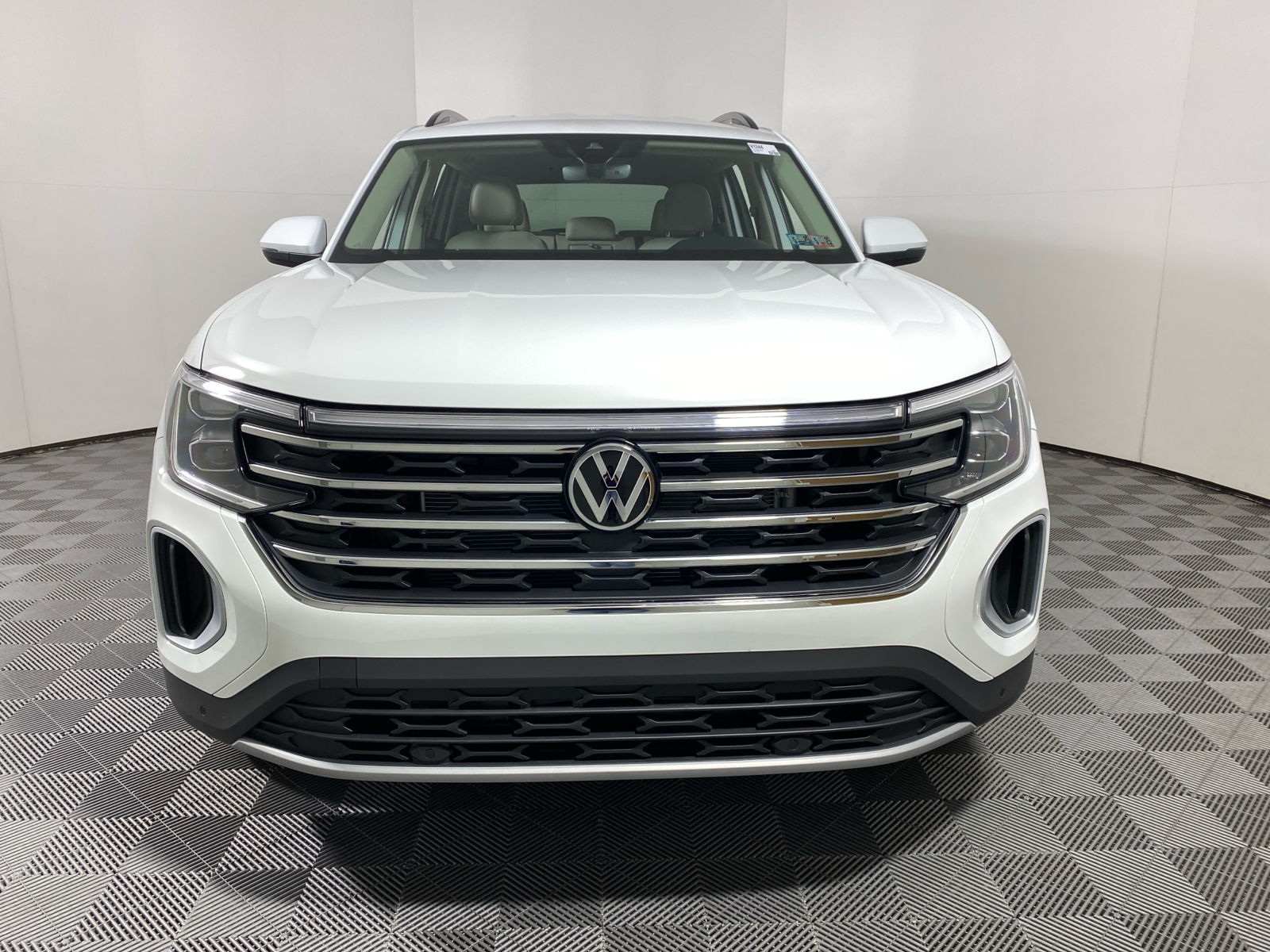 2024 Volkswagen Atlas 2.0T SE w/Technology 3