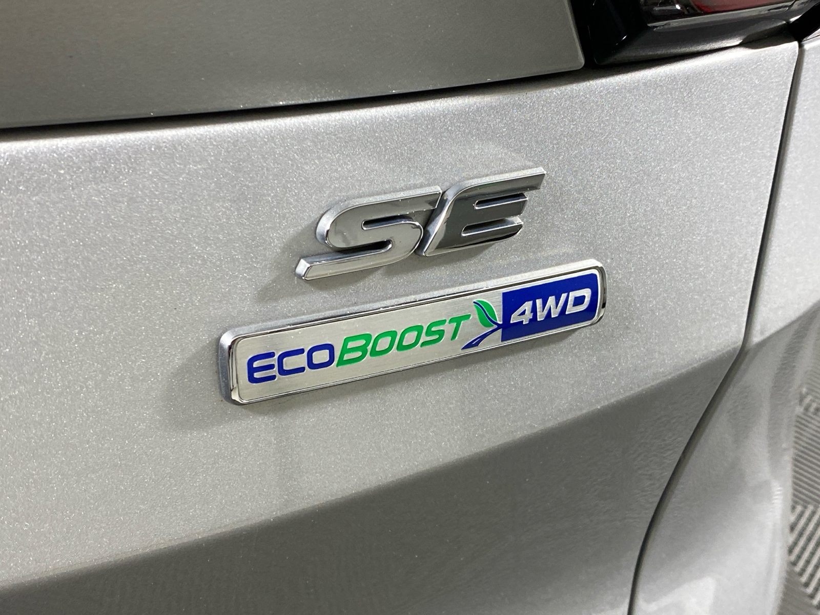 2018 Ford Escape SE 11