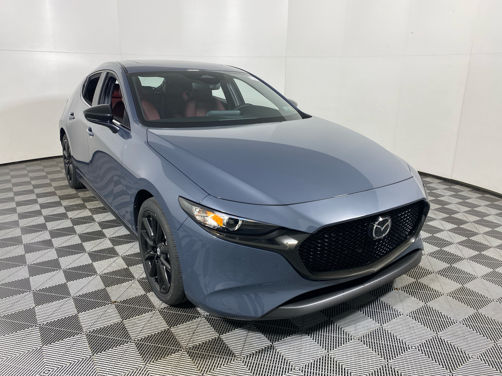 2024 Mazda Mazda3 2.5 S Carbon Edition 1