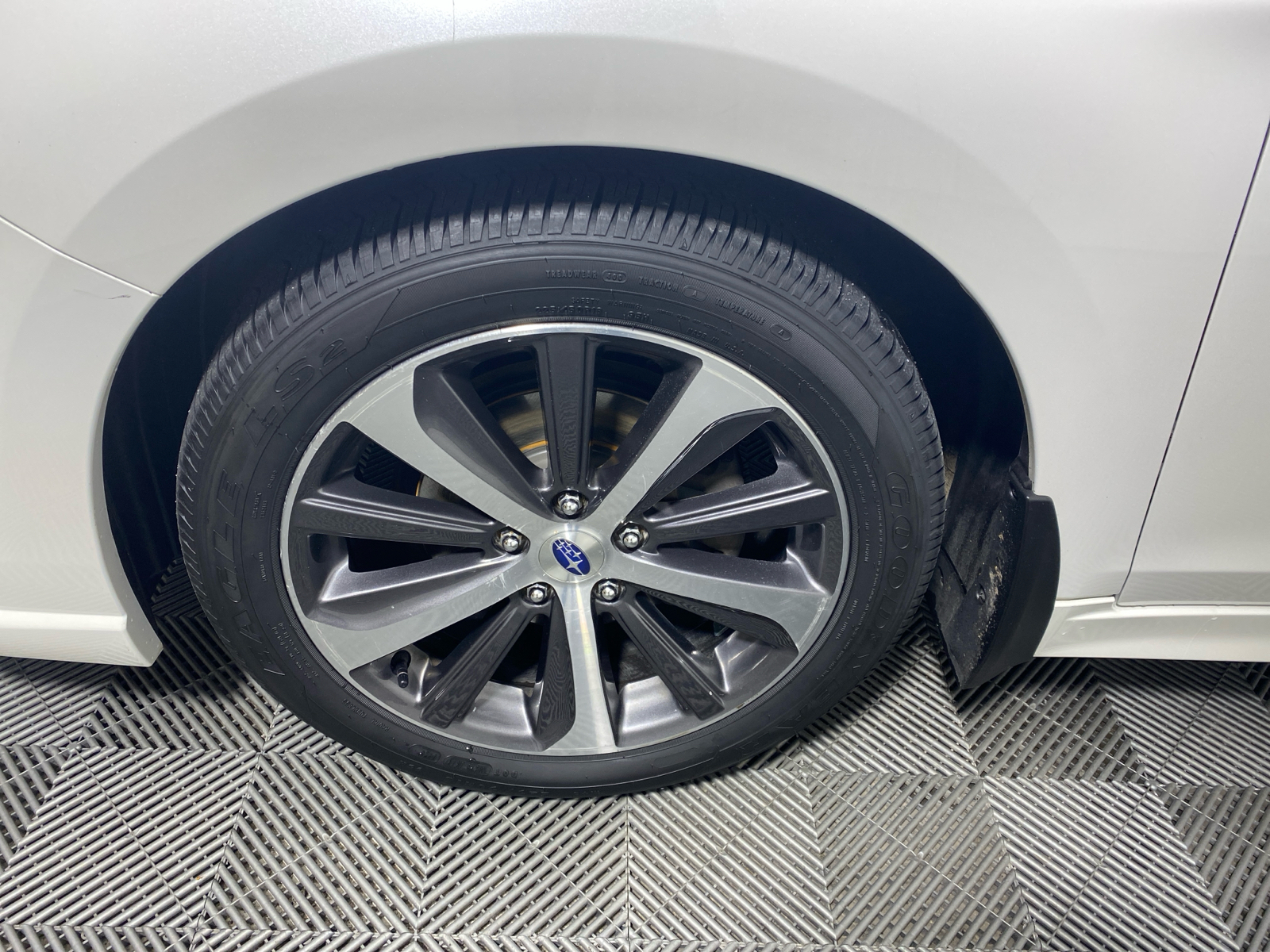 2019 Subaru Legacy  9