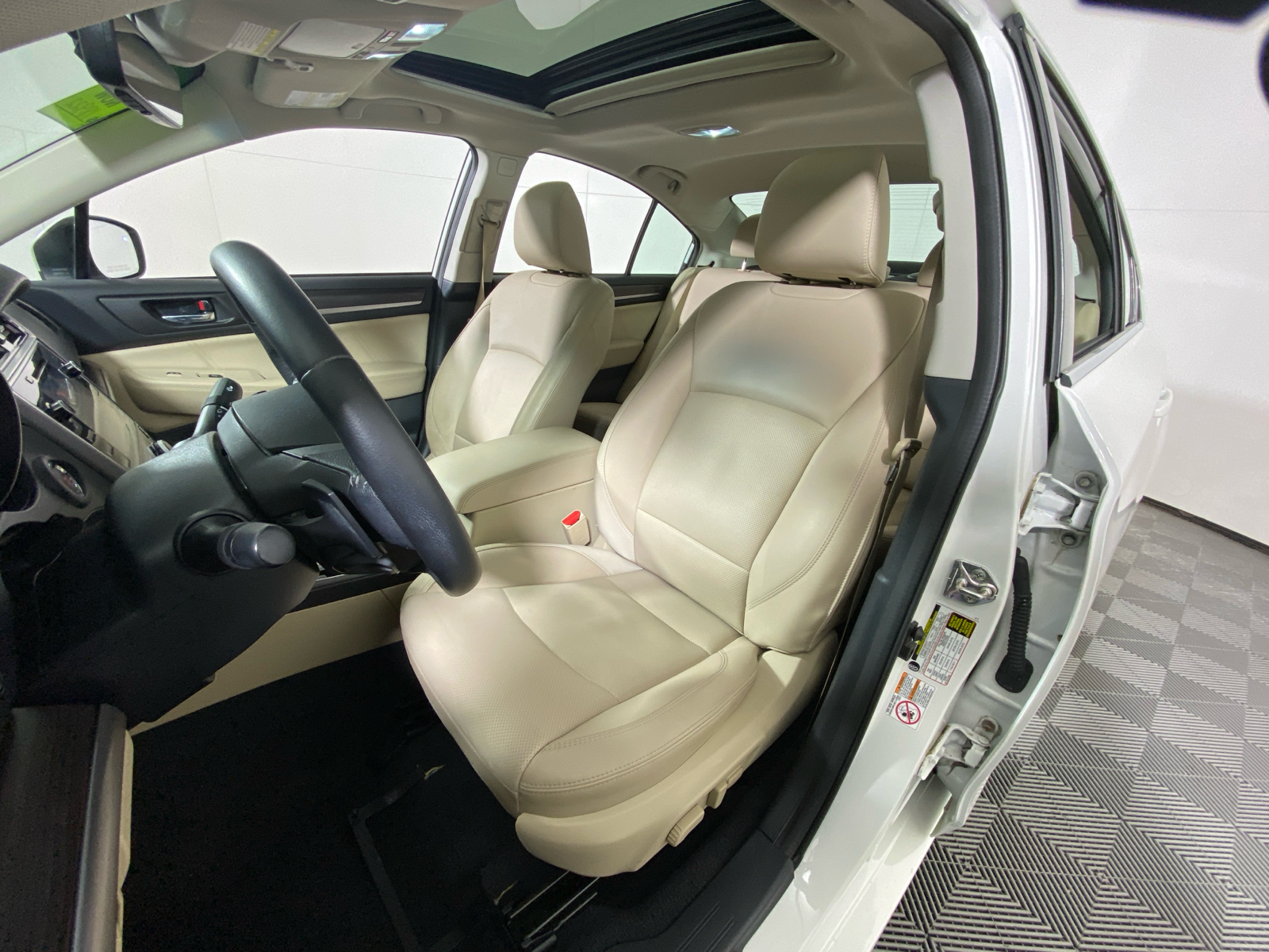 2019 Subaru Legacy  10
