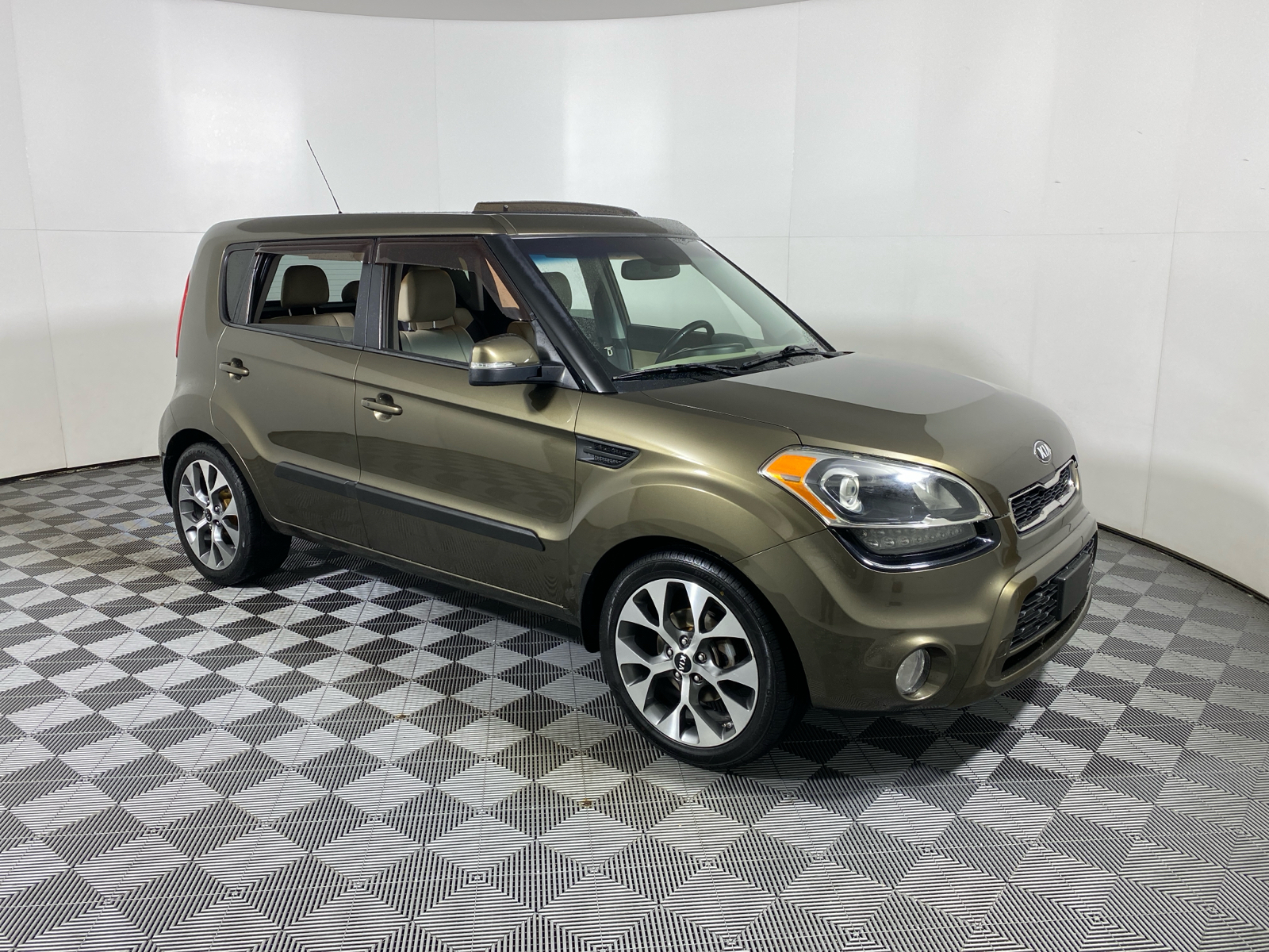 2013 Kia Soul  1