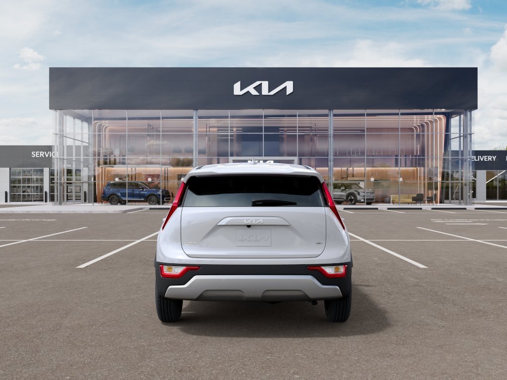 2024 Kia Niro LX 5