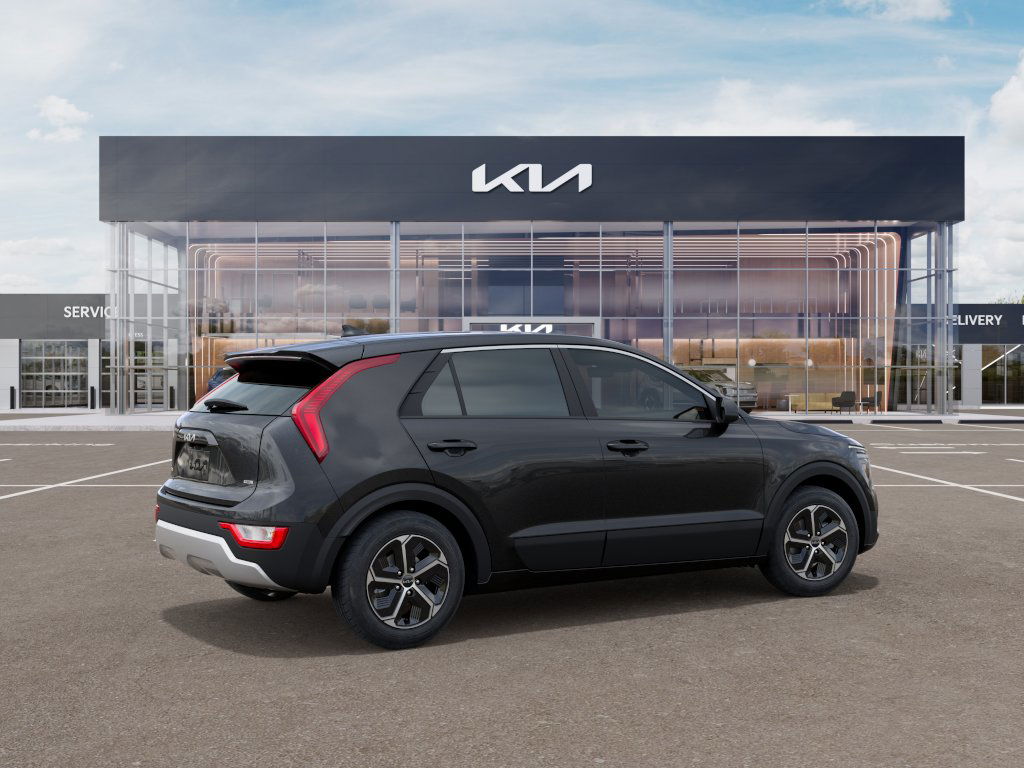 2025 Kia Niro LX 6