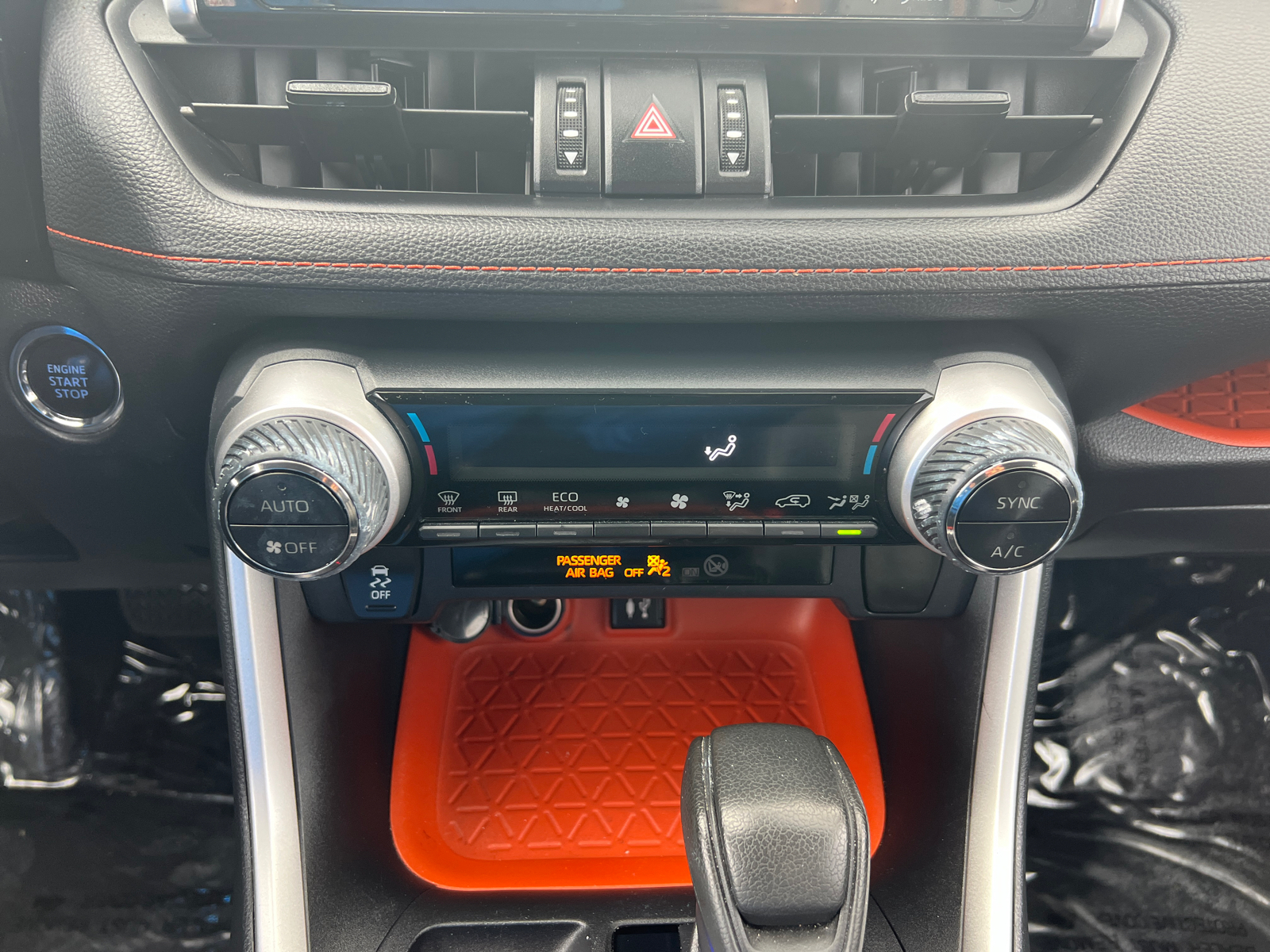 2019 Toyota RAV4 Adventure 16