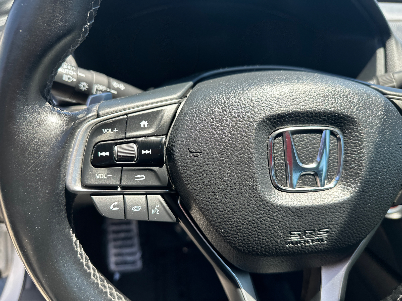2018 Honda Accord  12