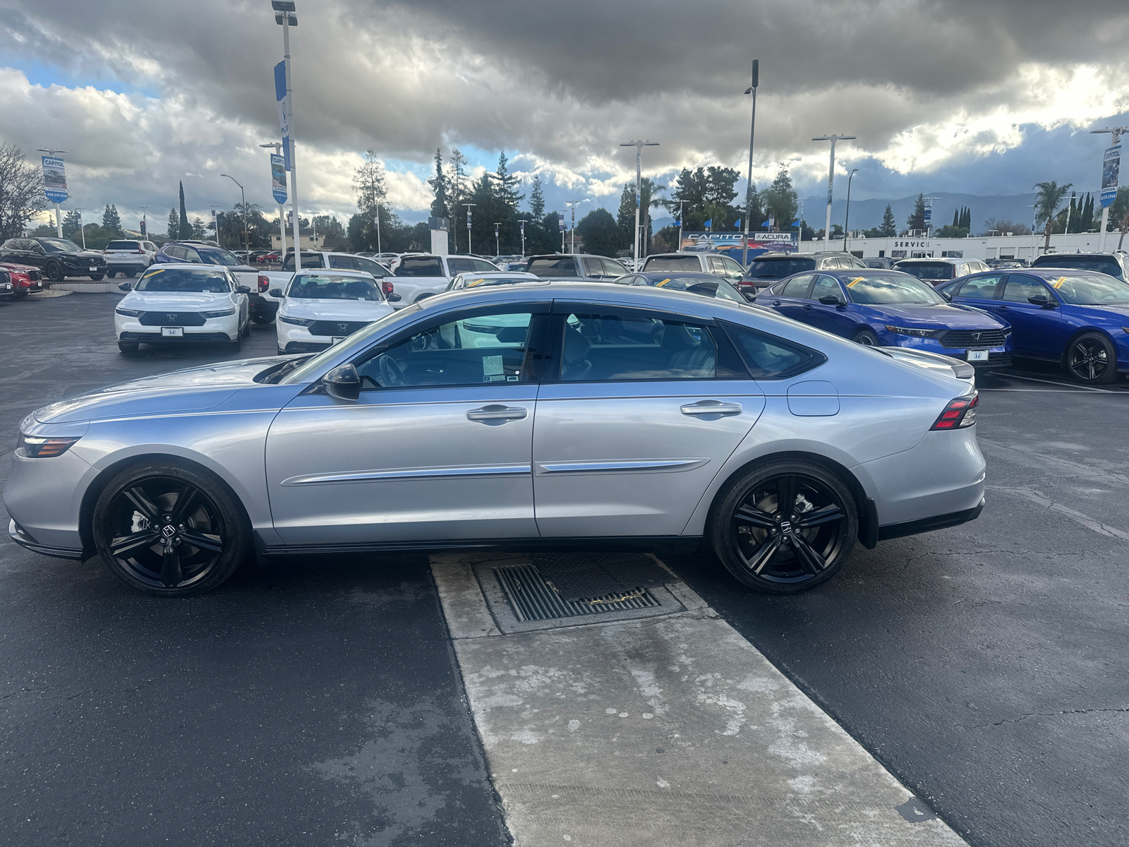 2024 Honda Accord Hybrid Sport-L 4