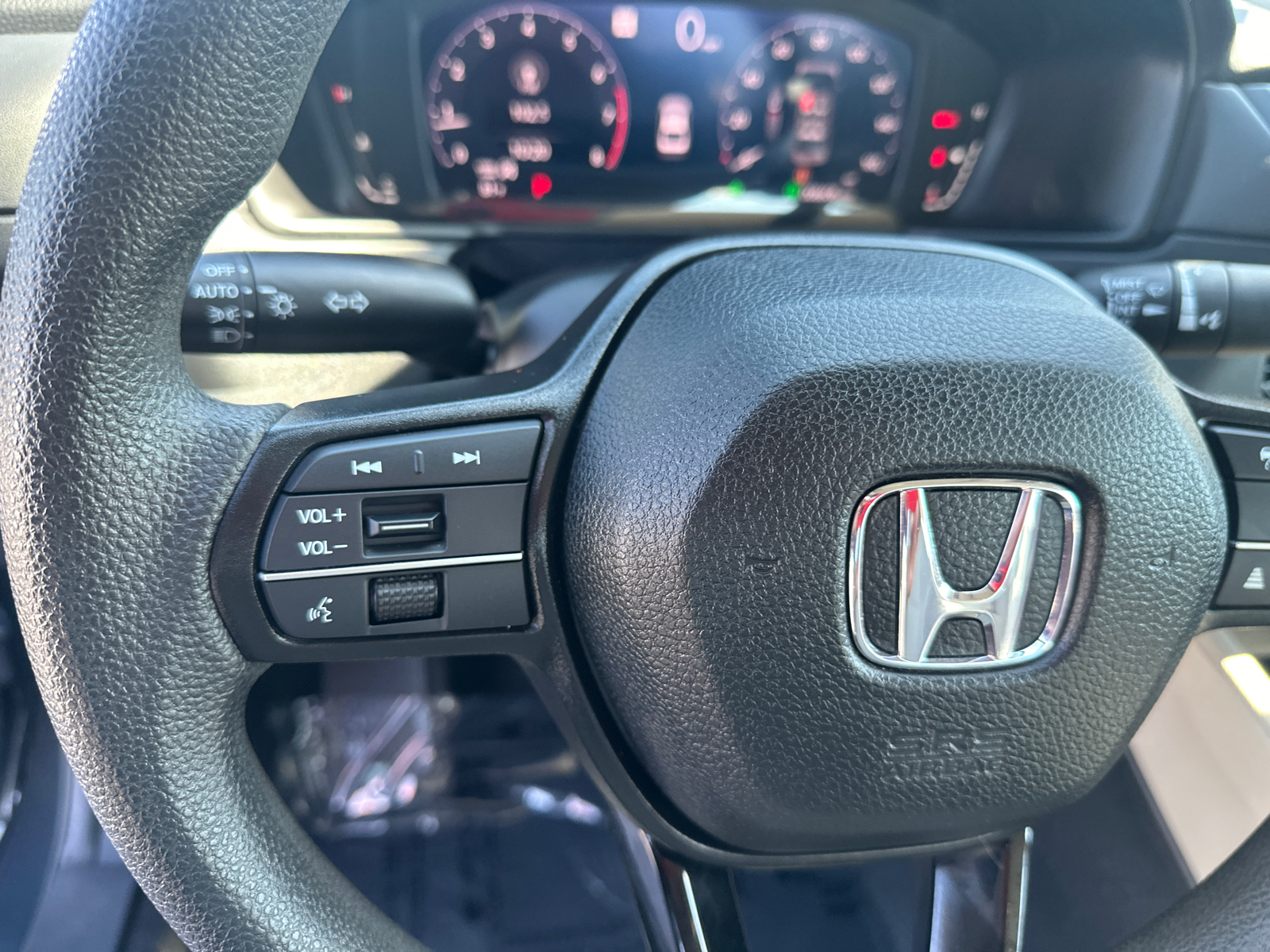 2024 Honda Accord LX 13