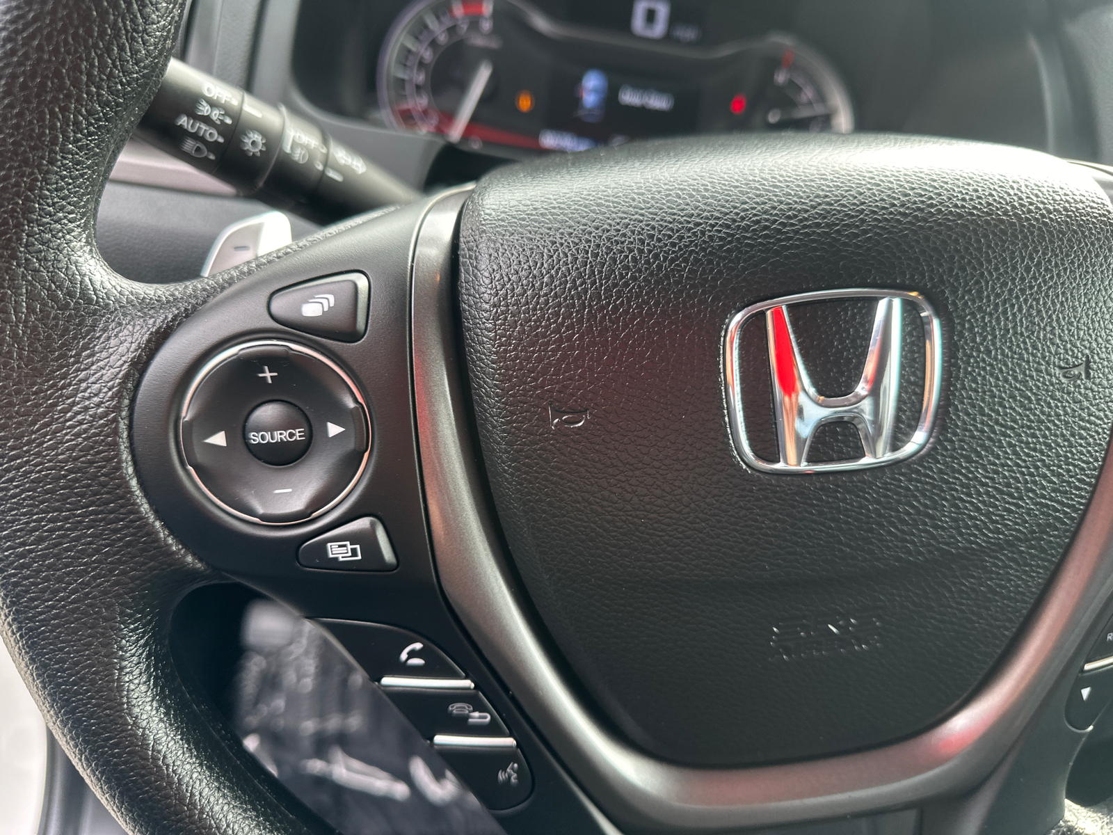 2023 Honda Ridgeline Sport 14