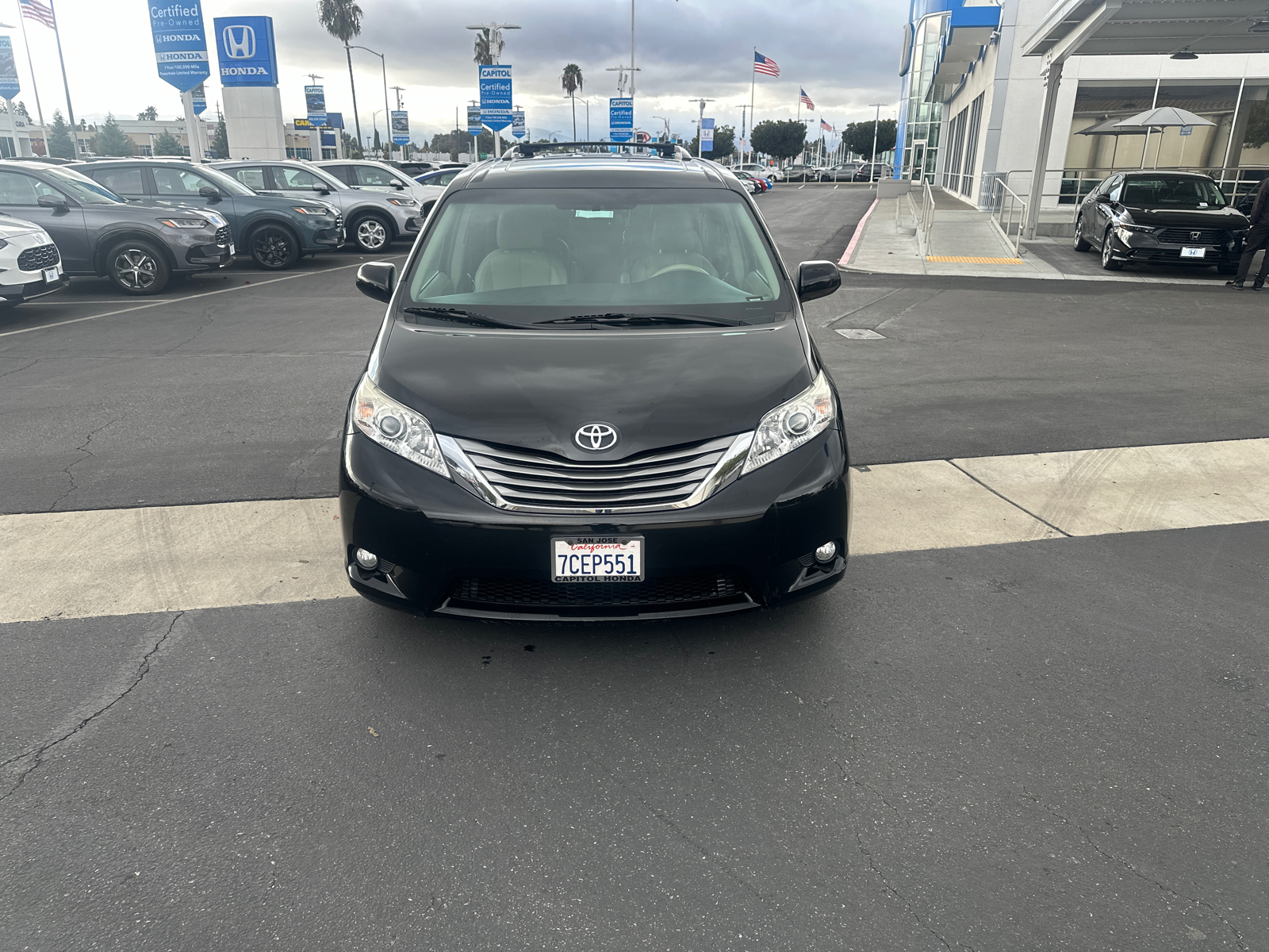 2013 Toyota Sienna XLE 2