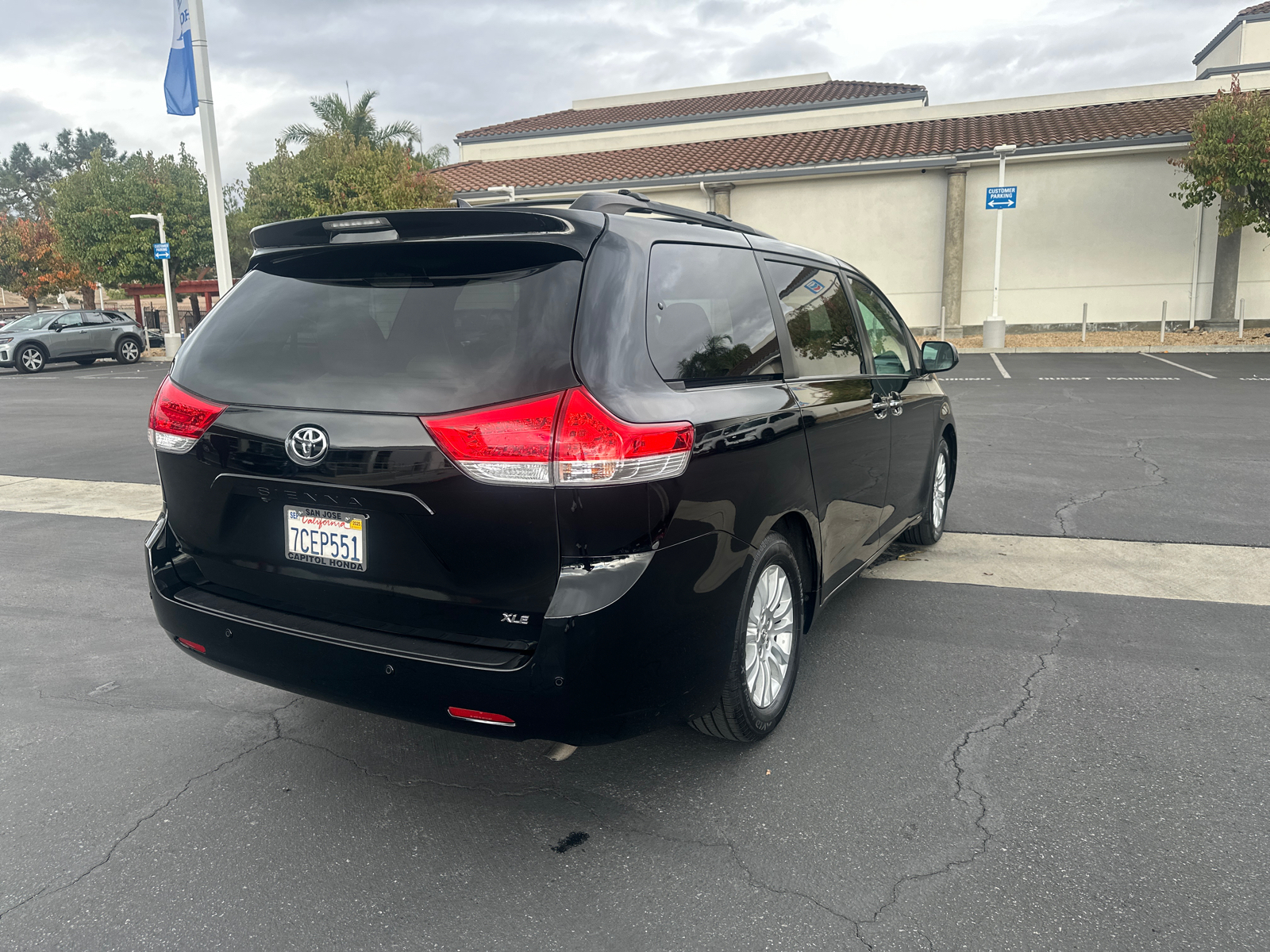 2013 Toyota Sienna XLE 6