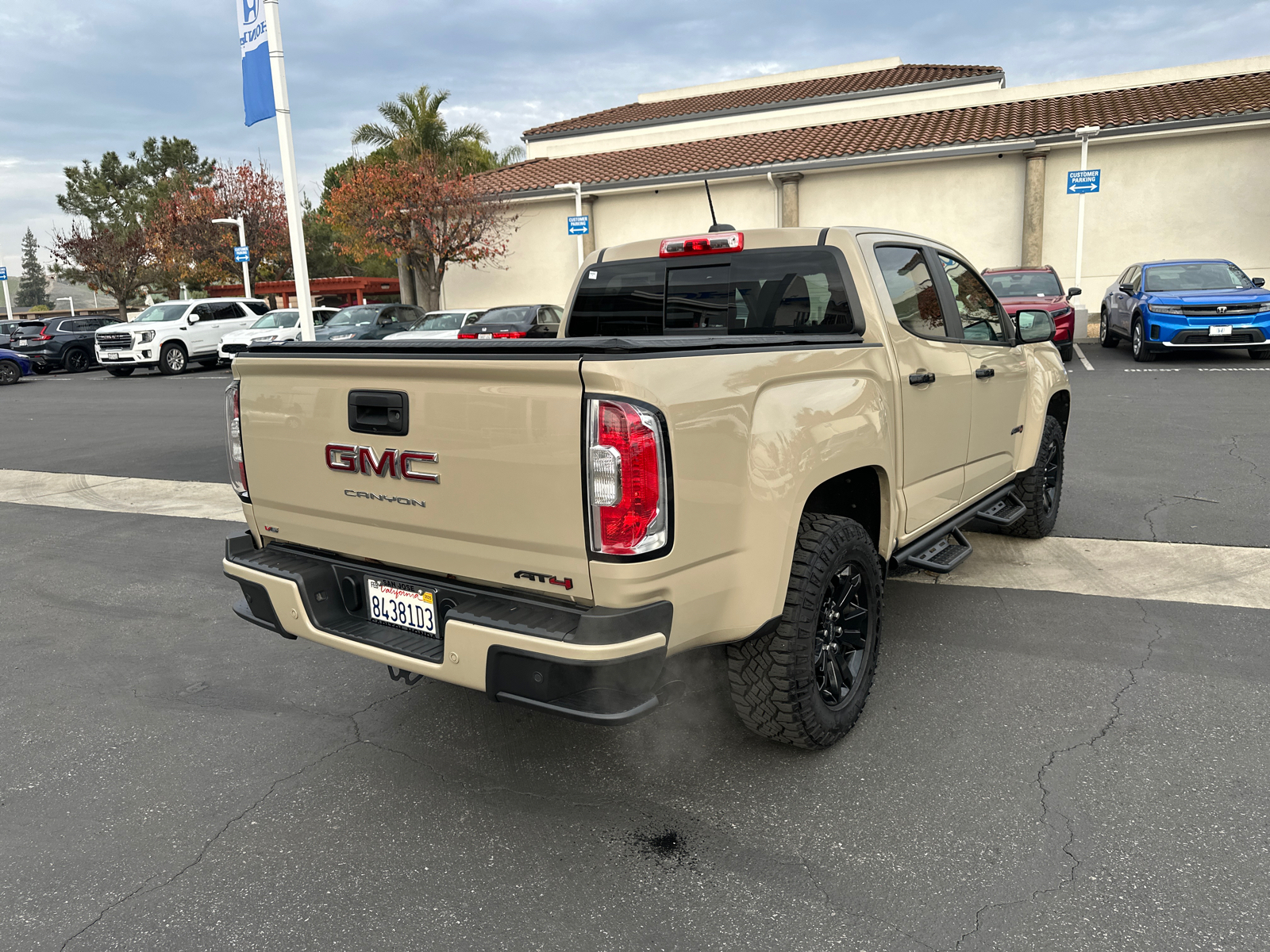 2021 GMC Canyon AT4 w/Leather 6