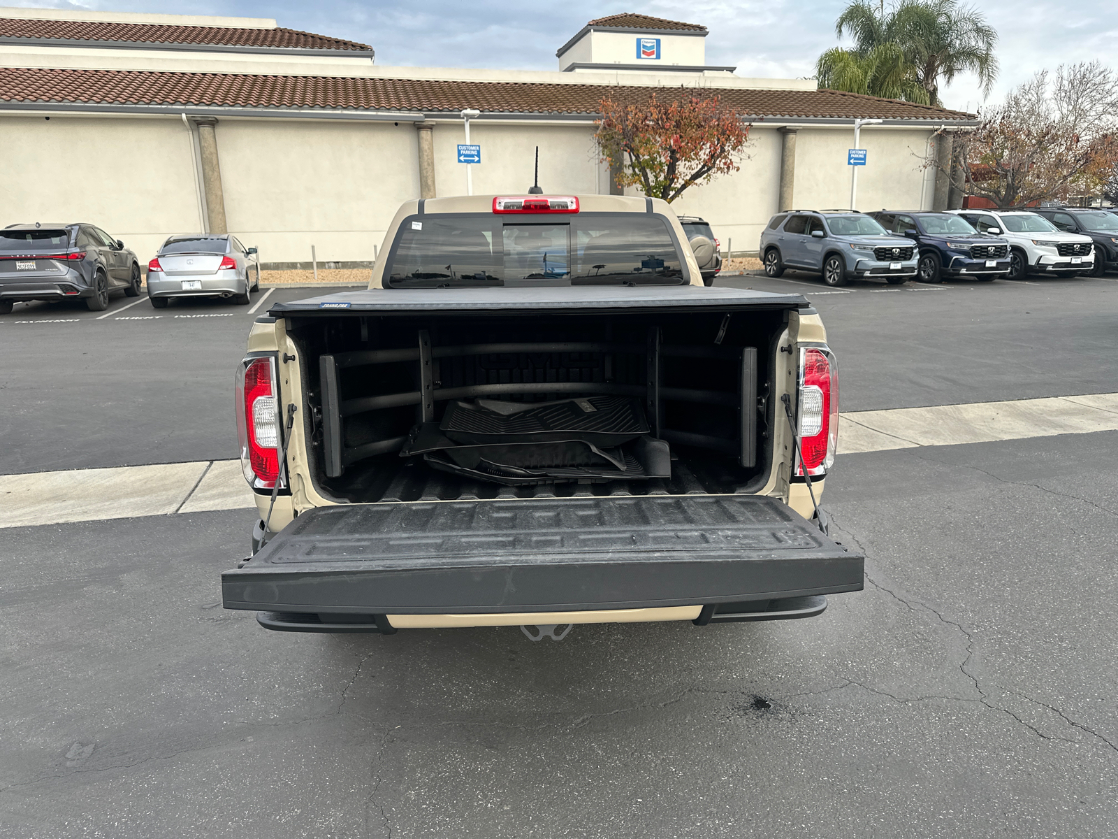 2021 GMC Canyon AT4 w/Leather 7