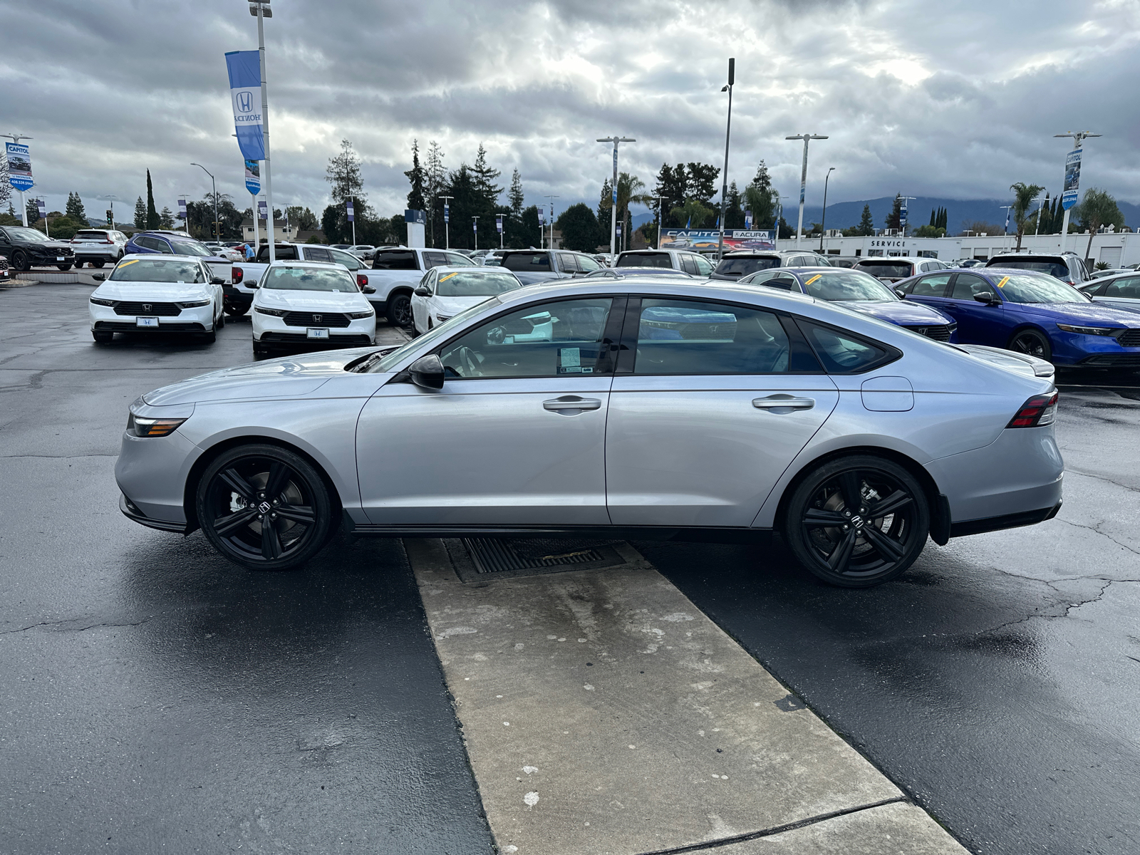 2024 Honda Accord Hybrid Sport-L 4