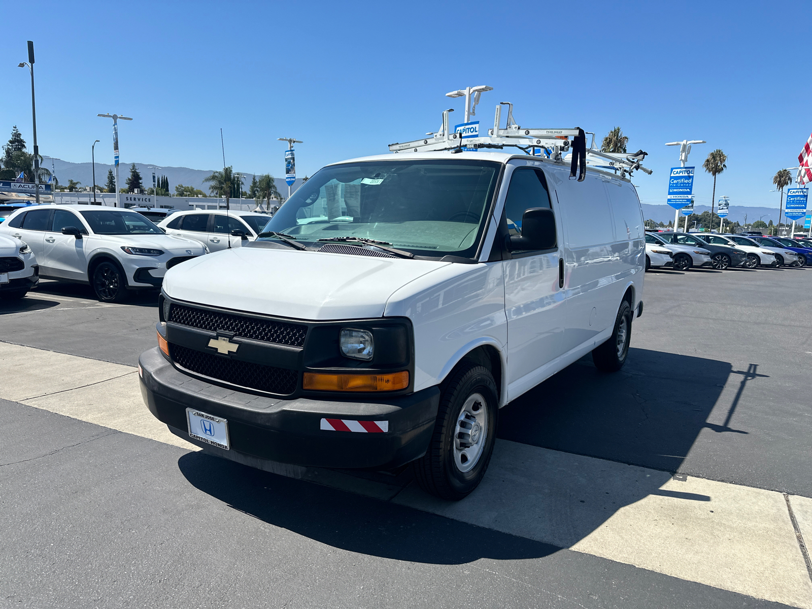 2015 Chevrolet Express 2500 Work Van 1