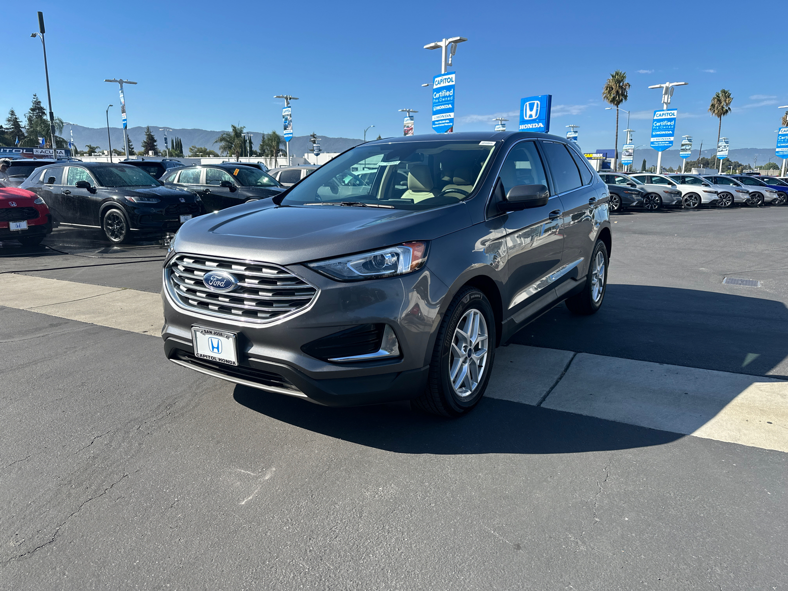 2022 Ford Edge SEL 1