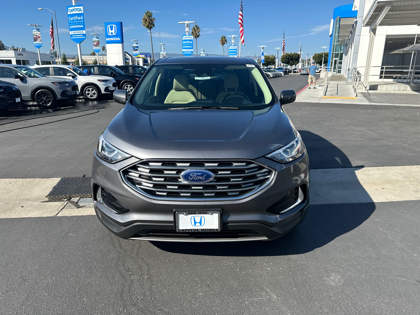 2022 Ford Edge SEL 2