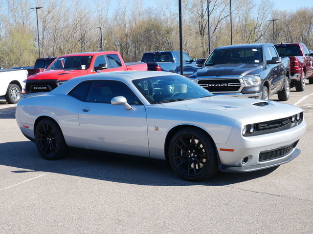 2022 Dodge Challenger R/T Scat Pack 2