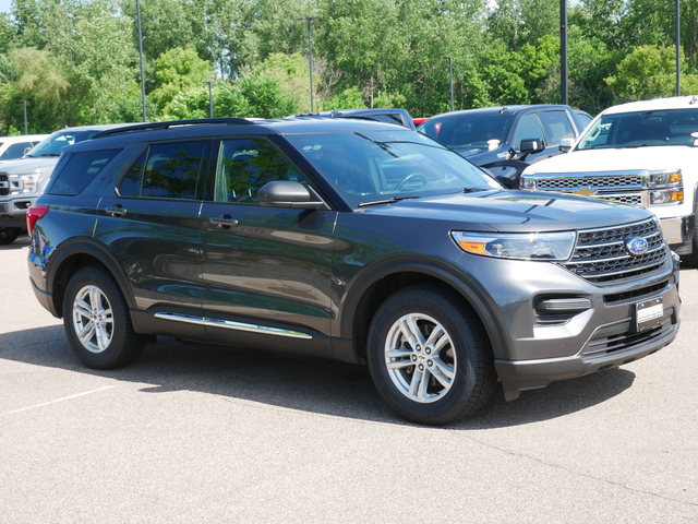 2020 Ford Explorer XLT 2