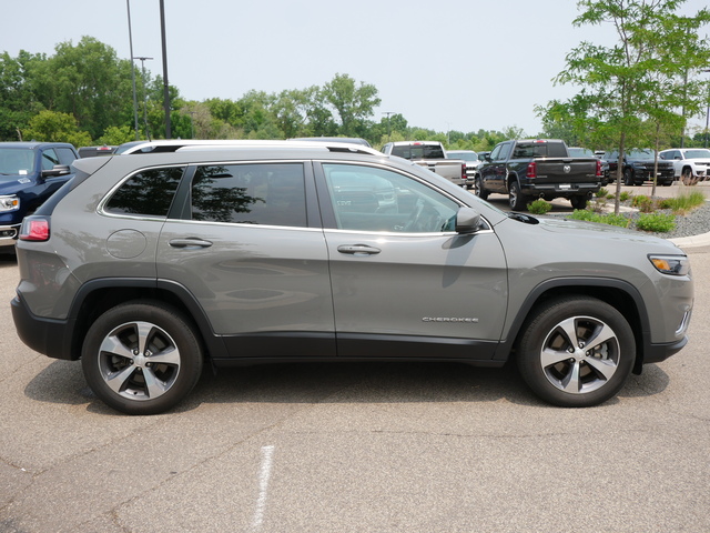 2019 Jeep Cherokee Limited 16