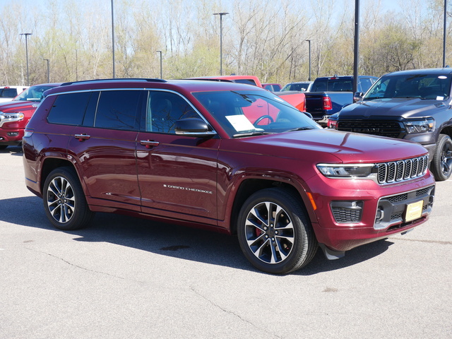 2021 Jeep Grand Cherokee L Overland 2